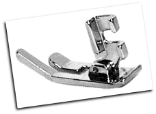 SINGER SEWING MACHINE 1/4 FOOT NO GUIDE FIT OTHER SEWING MACHINES THAT USE SAME STYLE FEET